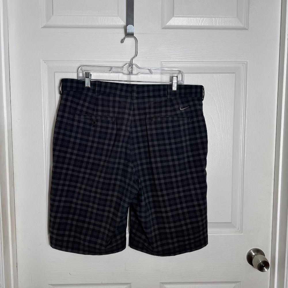 Nike Golf Plaid Shorts Size 36 Gray Black Sporty Outdoors Casual Neutral Minimal - Picture 3 of 10